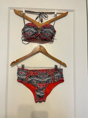 Black & Coral Patterned Bikini Set